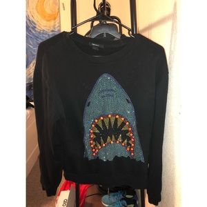 FANCY SHARK SWEATSHIRT